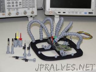 PCB Workstation with Articulated Arms