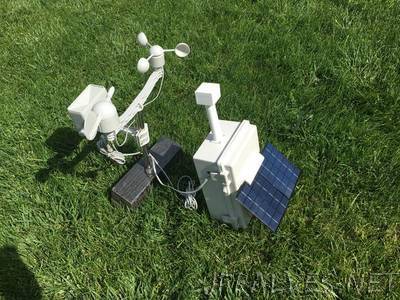 GroveWeatherPi - Raspberry Pi Based Weather Station - No Soldering Required