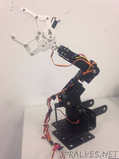 5 DOF Robotic Arm Kit With Code