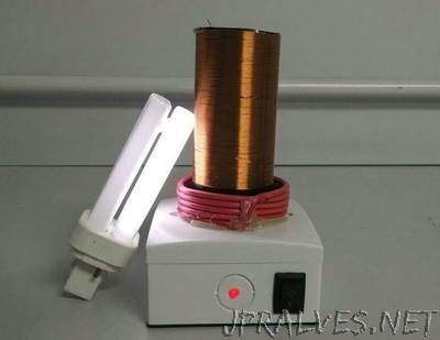 Make a Simple Portable Tesla Coil!