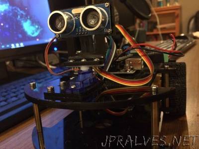 Alfred V.1 - Voice Controlled, IoT, Bluetooth, Servant Robot Using Arduino and Raspberry Pi