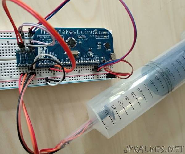 A Simple Pressure Measurement Device for Educational Purposes