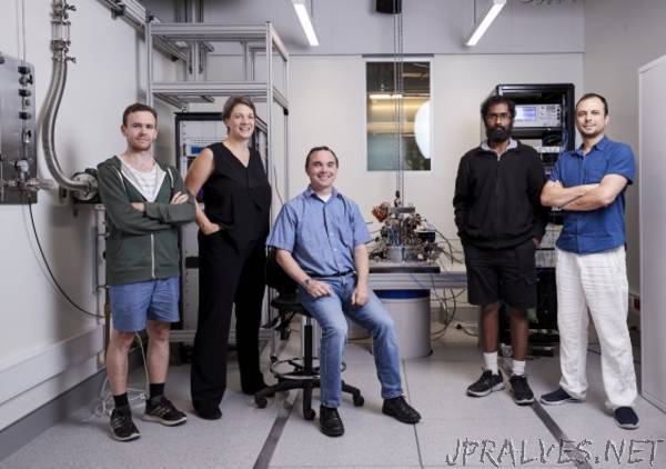 Quantum computing at scale: Australian scientists achieve compact, sensitive qubit readout