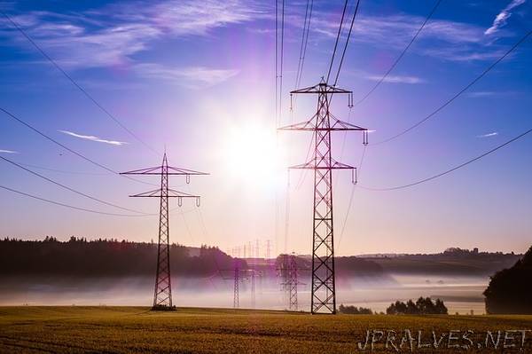 Hybrid Electricity System Would Reduce Rates Improve Service 