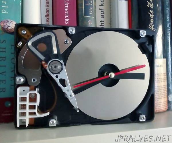 Simple Hard Drive Clock