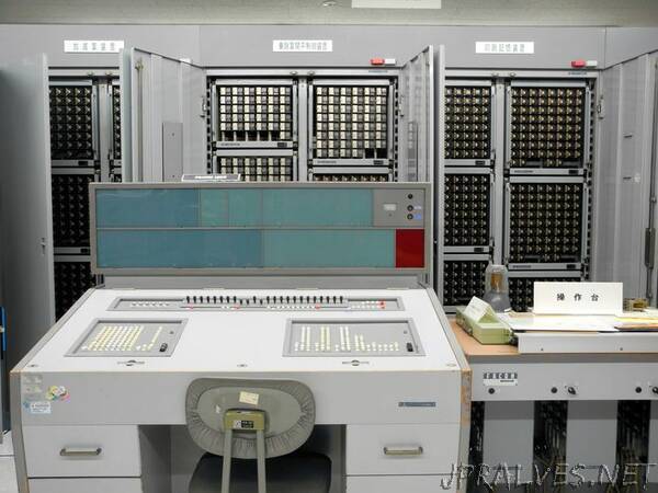 Technician keeps computer made in 1959 still humming along