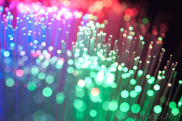 Researchers just recorded world's fastest internet speeds using a single optical chip