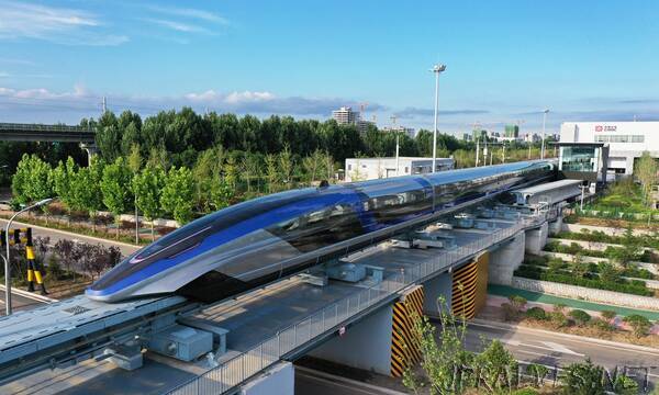 World's speediest 600 km/h maglev rolls off assembly line in E.China’s Qingdao