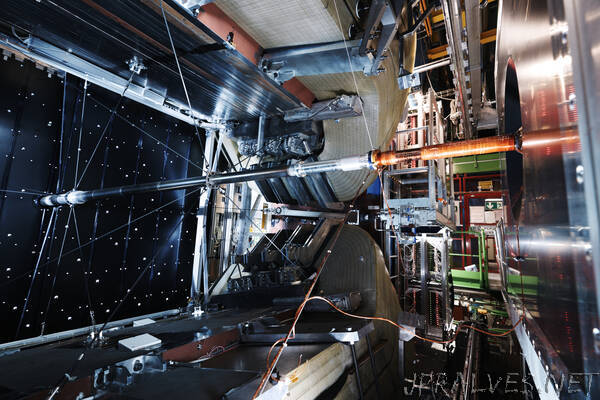 LHCb observes hypertriton production in proton-proton collisions at the LHC
