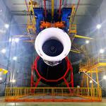Researchers capture first images of carbon dioxide emissions from commercial aircraft engine