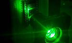 Tiny device mimics human vision and memory abilities